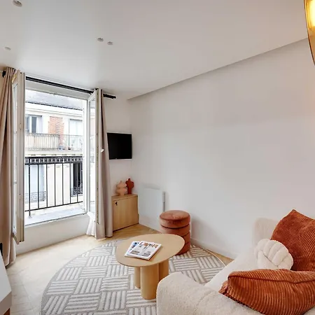 Apartment Modern With Balcony - 1br 2p - Saint Lazare *
